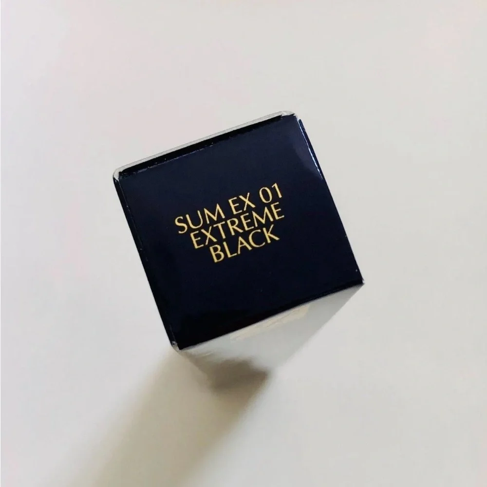 Estee Lauder Sumptuous Extreme Lash Multiplying Volume Mascara (Extreme Black)